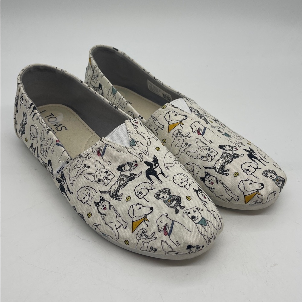 TOMS Cream Dog Pattern Slip-Ons Sz 8